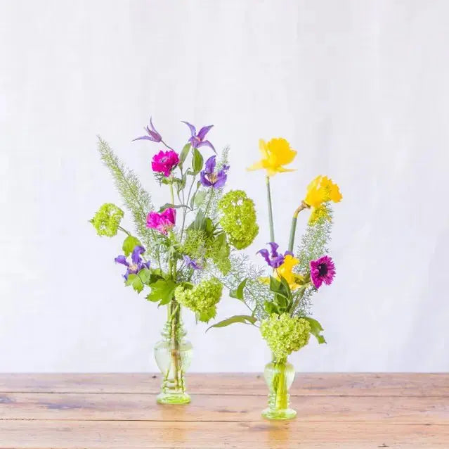 Set de 2 mini jarroncitos con flores Mossfloristas