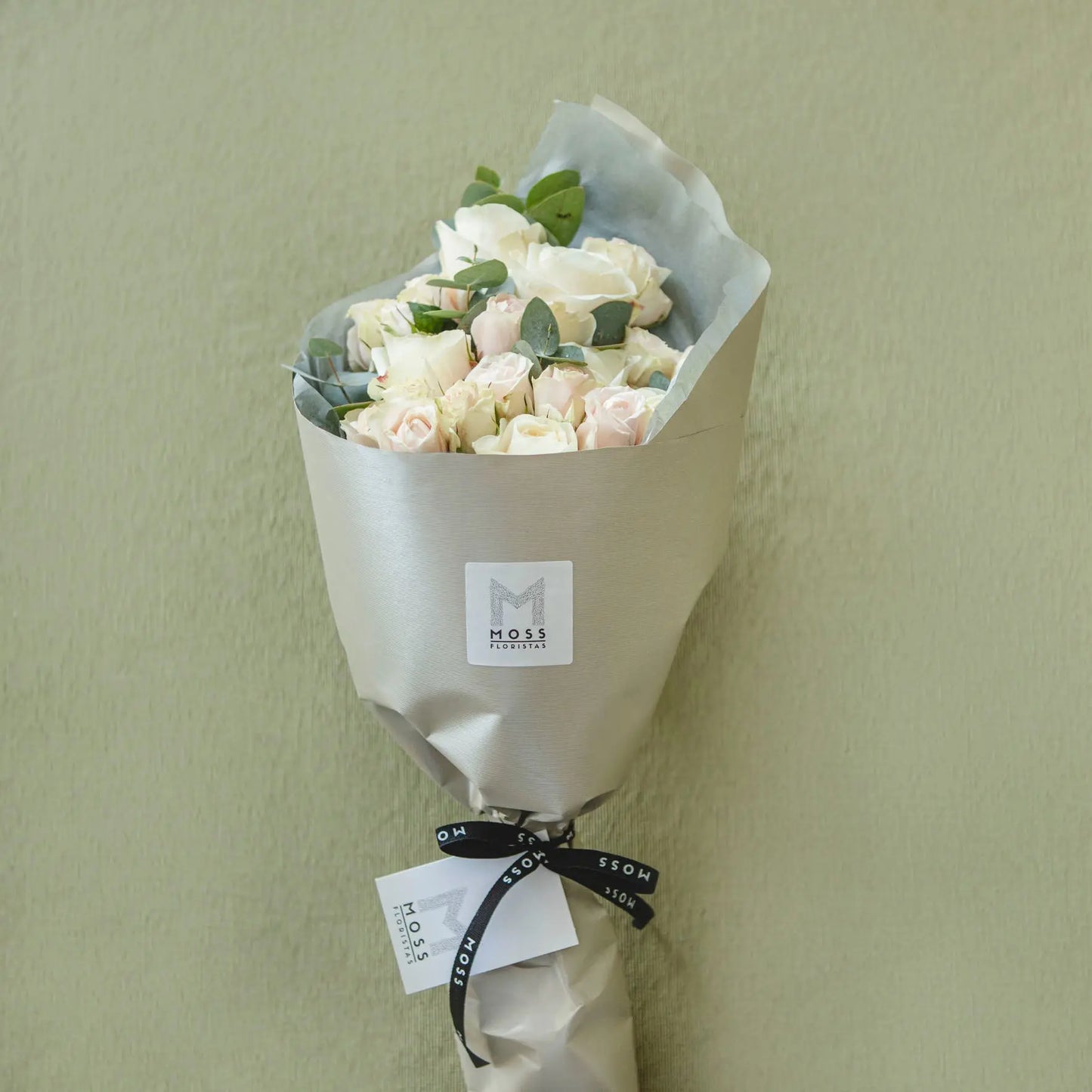 Ramo Cream Roses